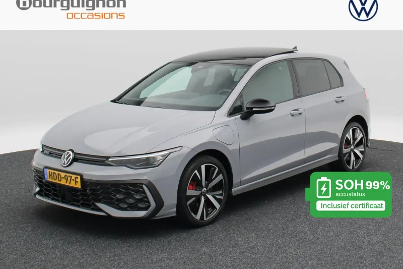 Volkswagen Golf (2025)