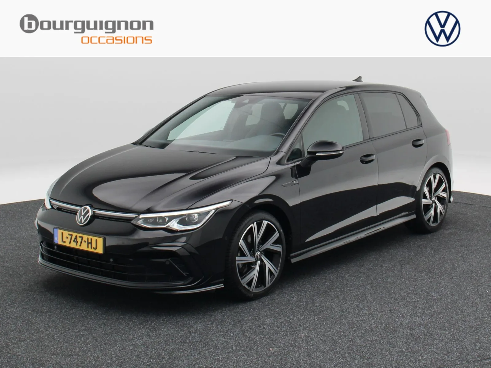 Volkswagen Golf (2021) — foto 1