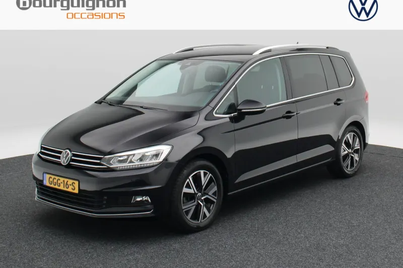 Volkswagen Touran (2023)