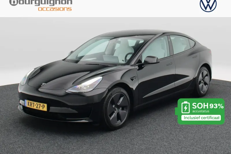 Tesla Model 3 (2023)