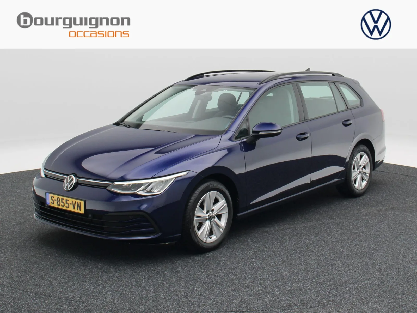Volkswagen Golf (2023) — foto 1