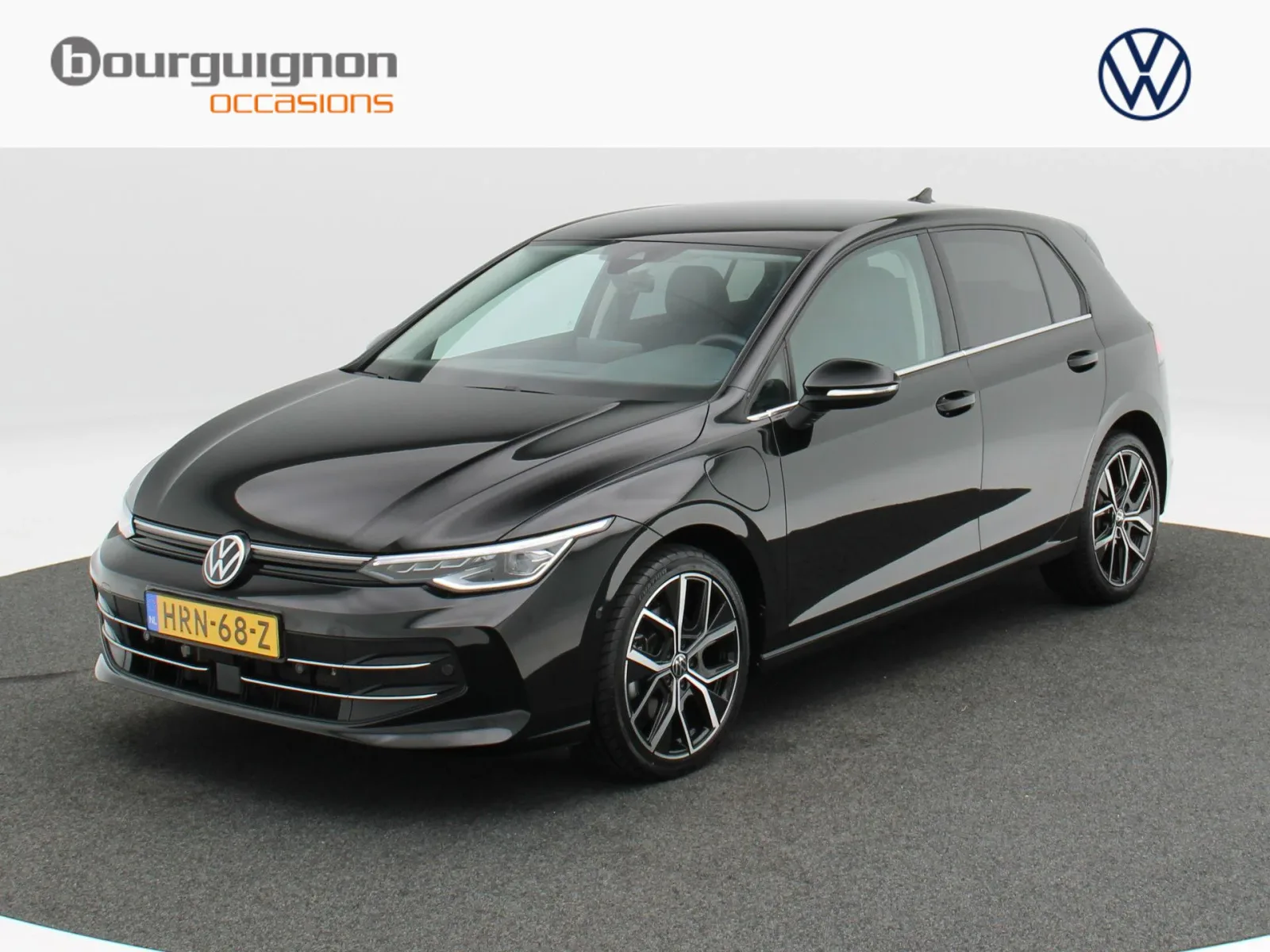 Volkswagen Golf (2025) — foto 1