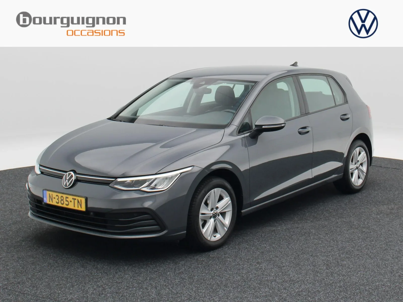 Volkswagen Golf (2021) — foto 1
