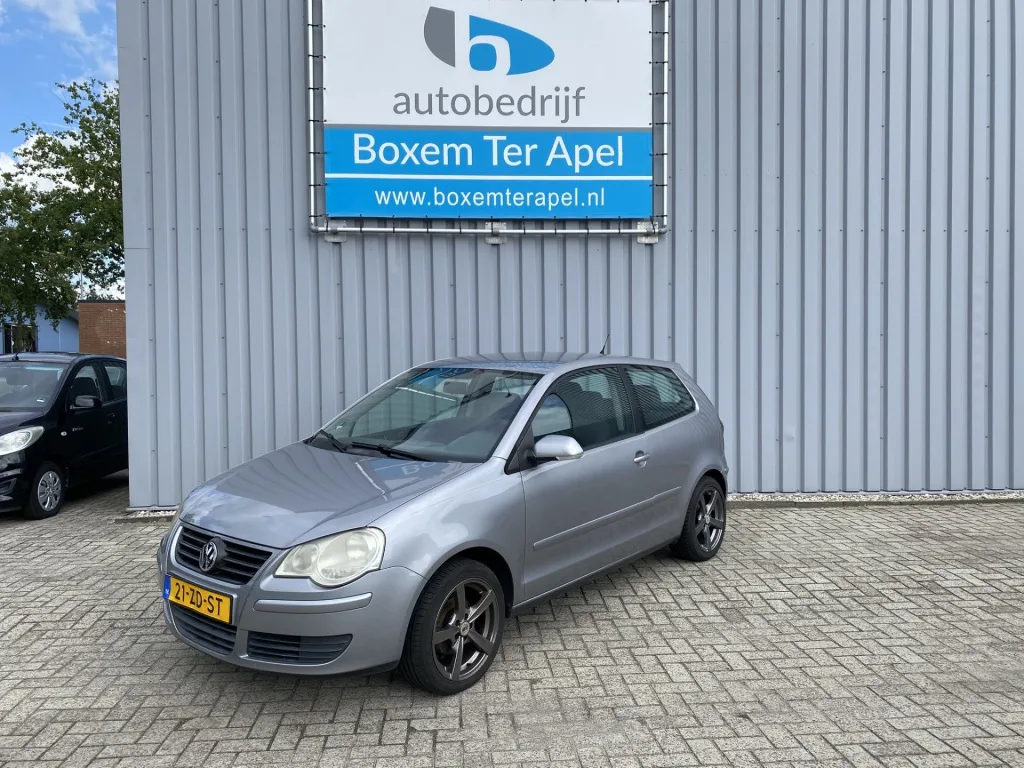 Volkswagen Polo (2008) — foto 1