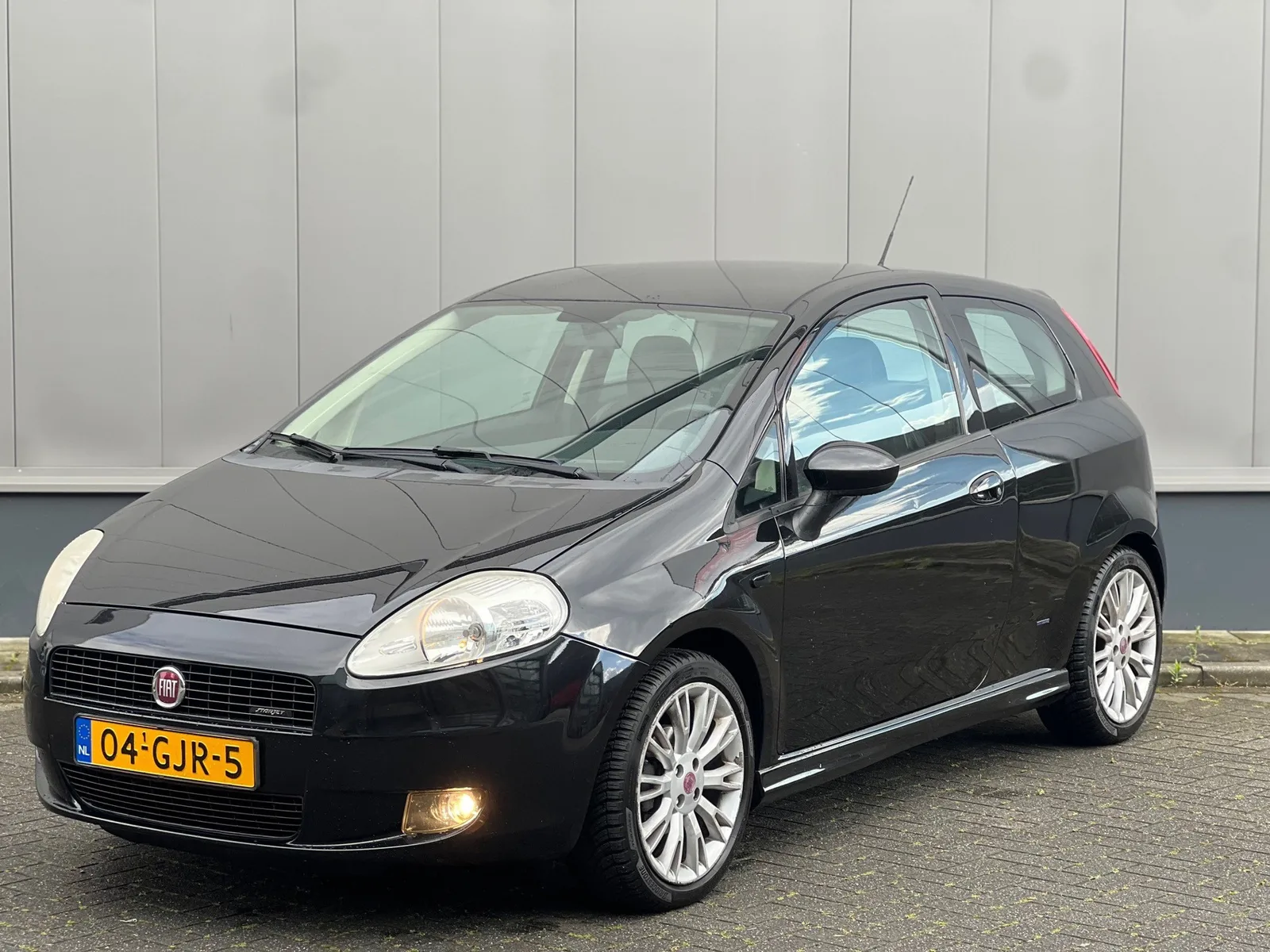 Fiat Grande Punto (2008) — foto 1