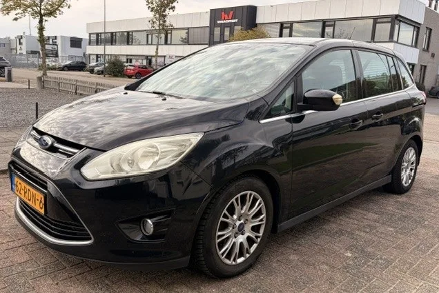 Ford Grand C-Max (2011) — foto 1