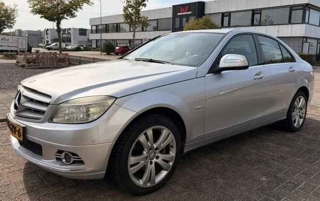 Mercedes-Benz C-Klasse (2008) — foto 1