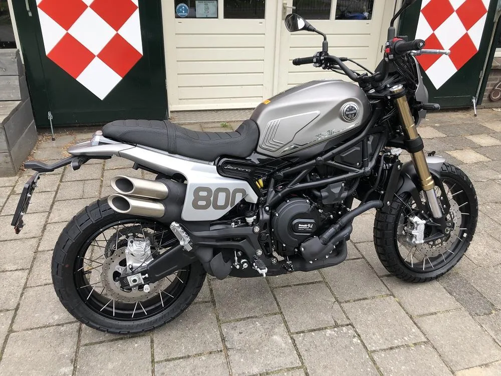 Benelli Leoncino 800 (2023) — foto 1