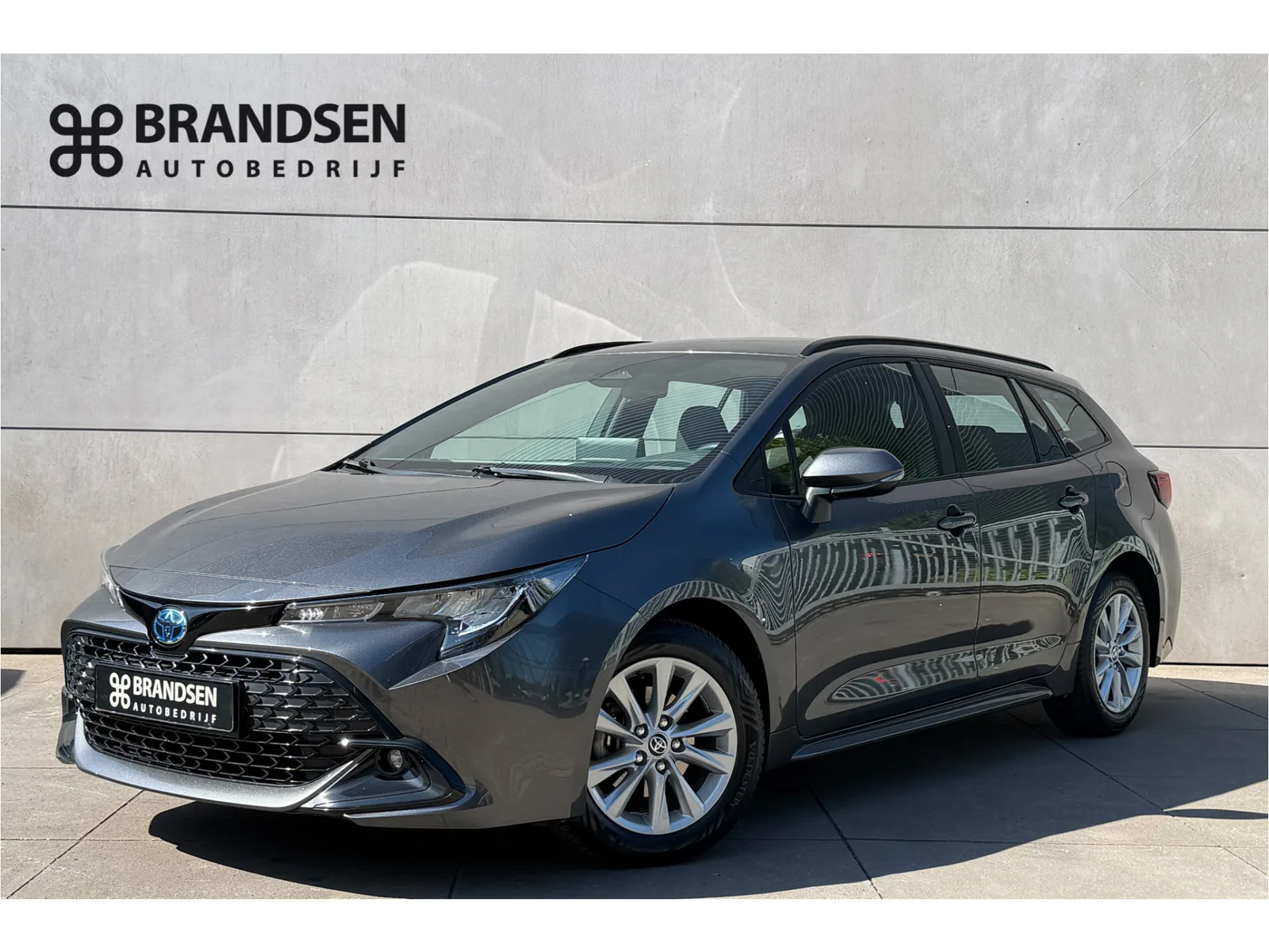 Toyota Corolla (2024) — foto 1
