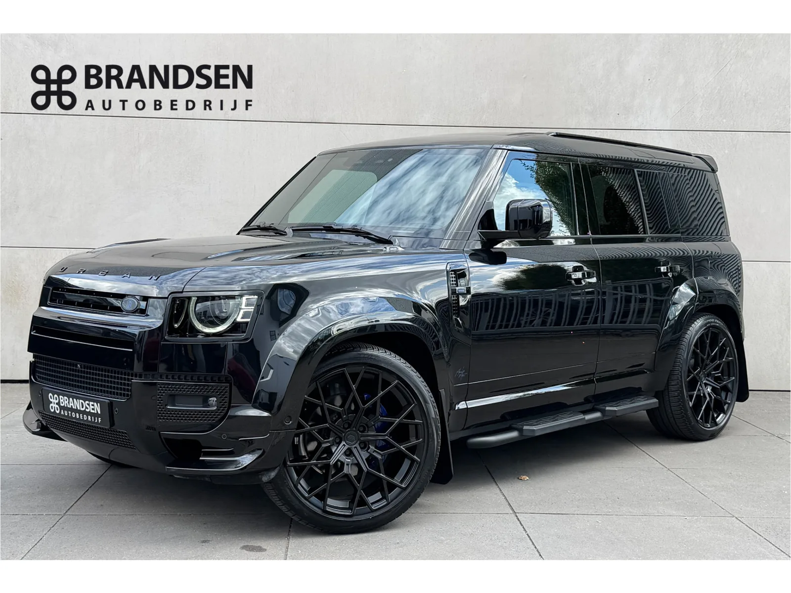 Land Rover Defender (2025) — foto 1