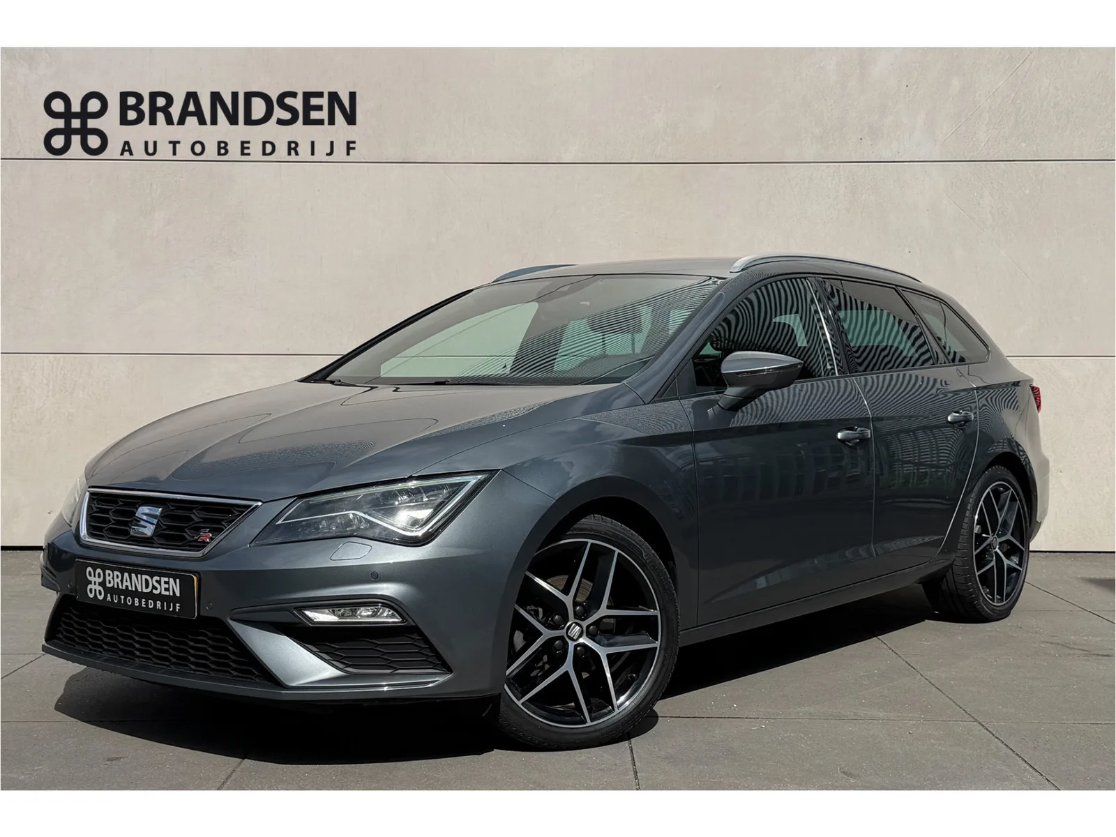 SEAT Leon (2018) — foto 1
