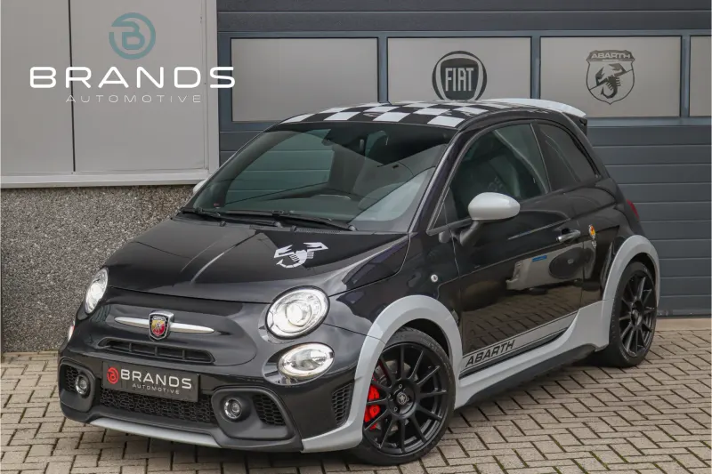Abarth 695 (2022)