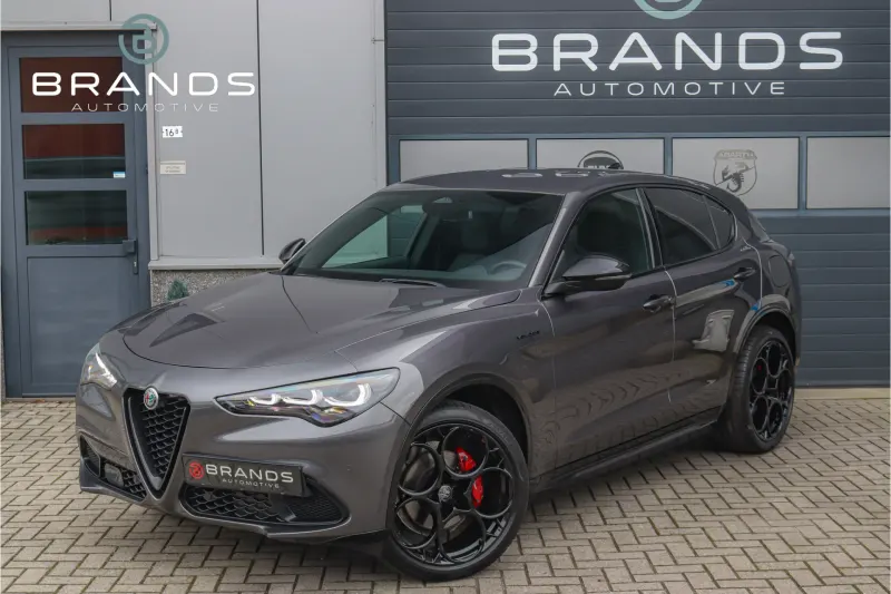 Alfa Romeo Stelvio (2024)