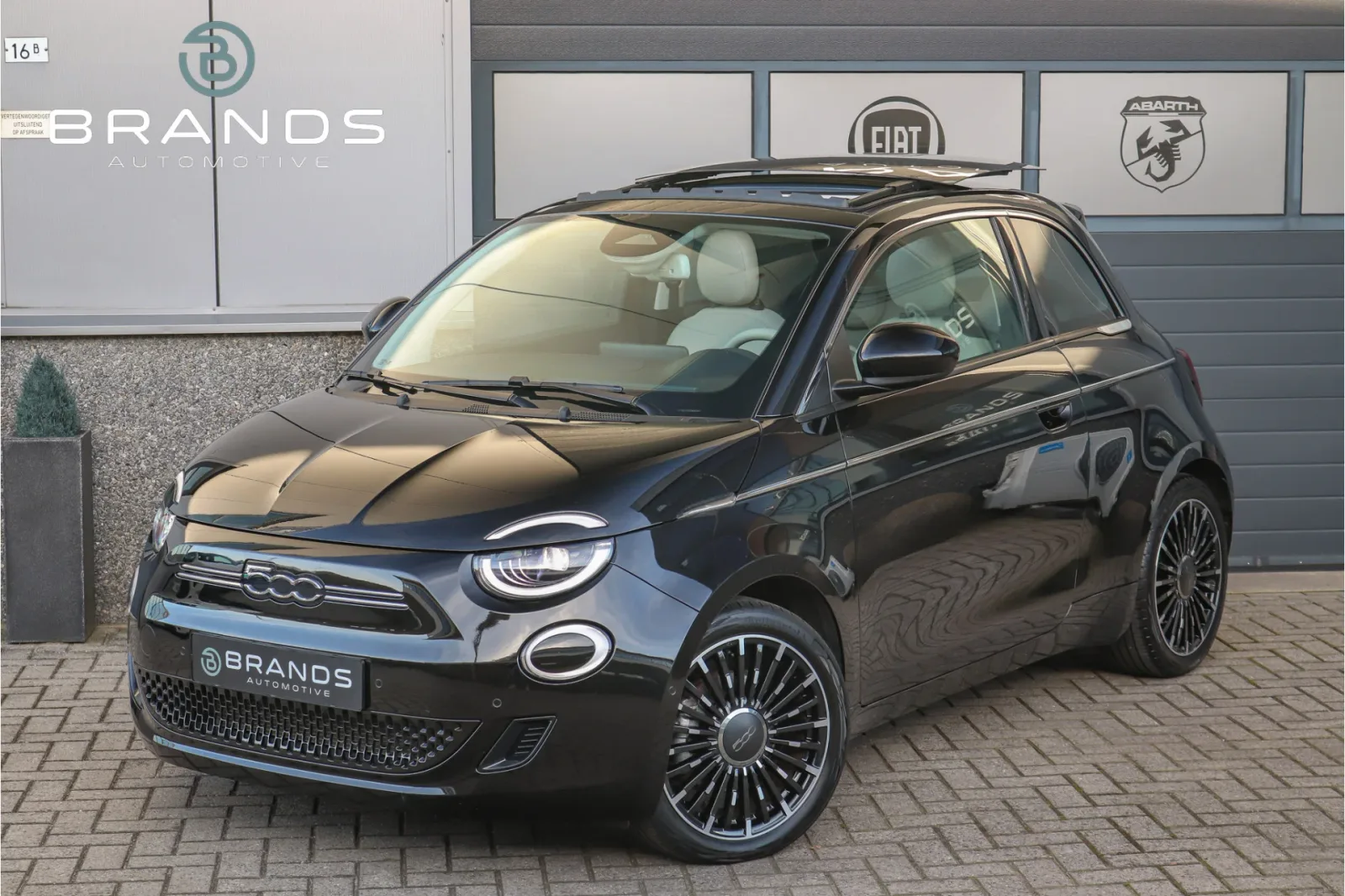 Fiat 500e (2022) — foto 1