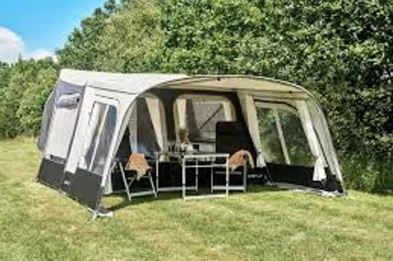 Camp Let (2026)
