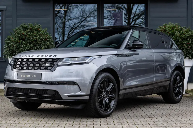 Land Rover Range Rover Velar (2022)