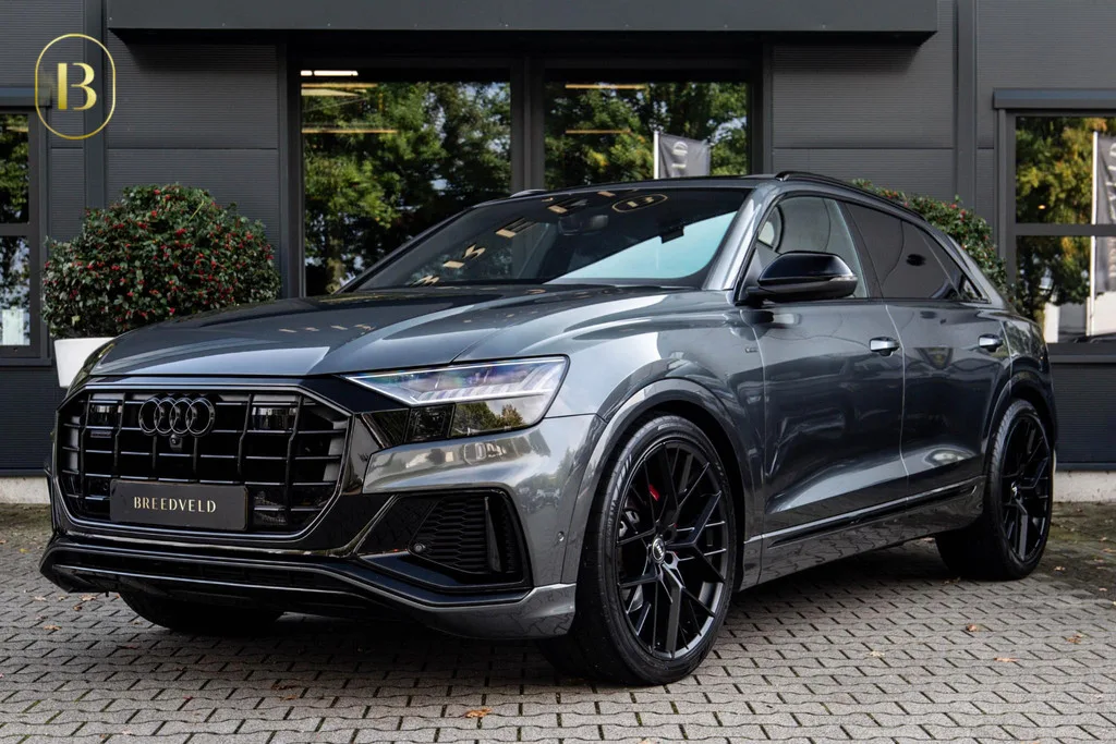 Audi Q8 (2018) — foto 1
