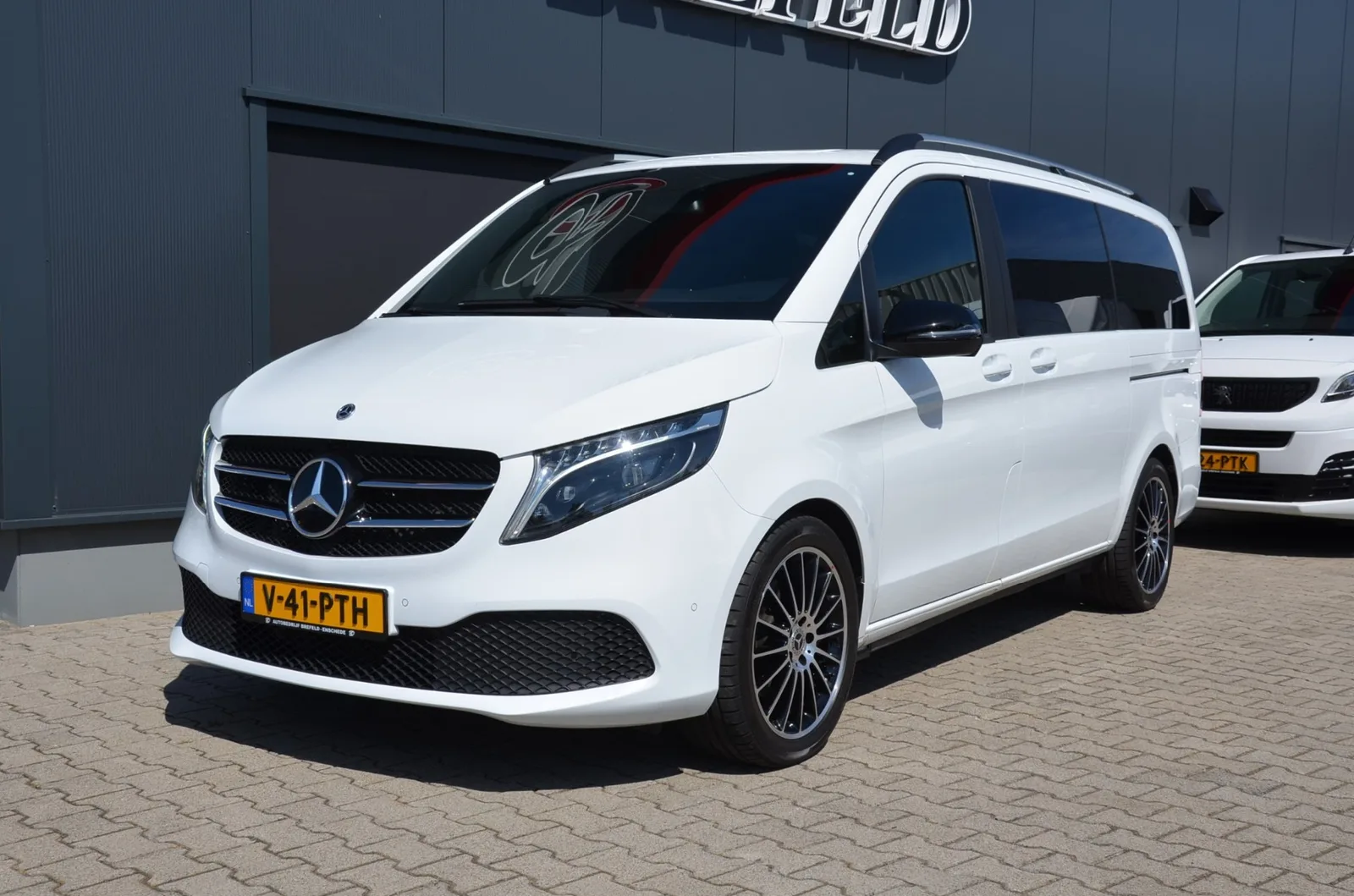 Mercedes-Benz V-Klasse (2023) — foto 1