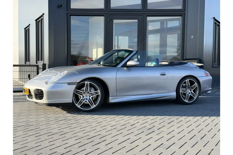 Porsche 911 (1999)