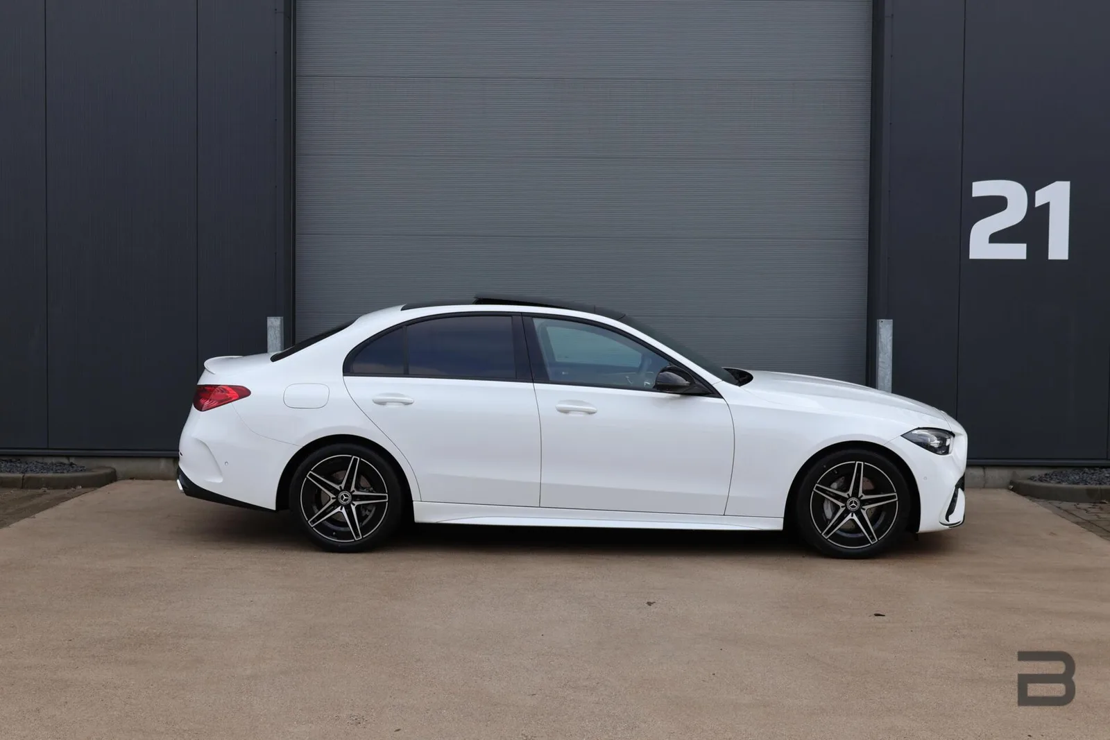 Mercedes-Benz C-Klasse (2024) — foto 1