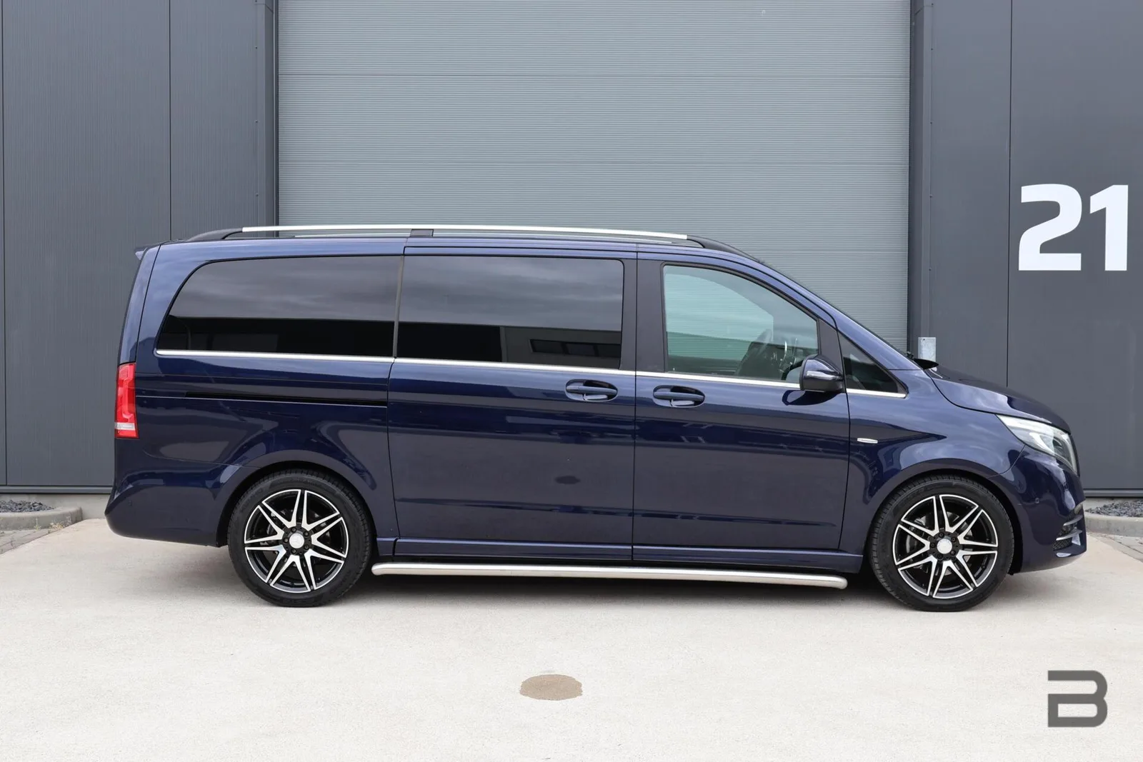 Mercedes-Benz V-Klasse (2016) — foto 1