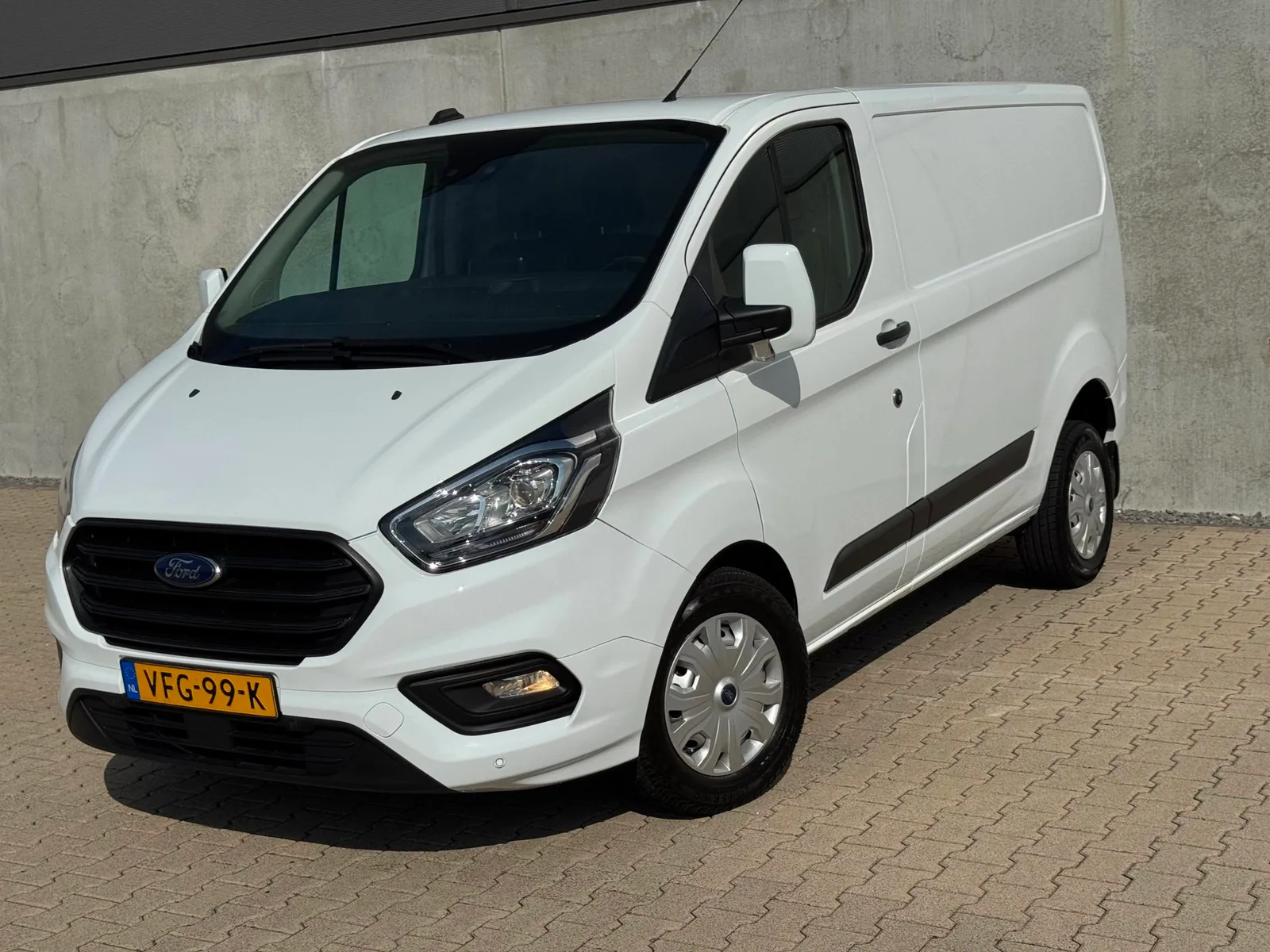 Ford Transit Custom (2020) — foto 1
