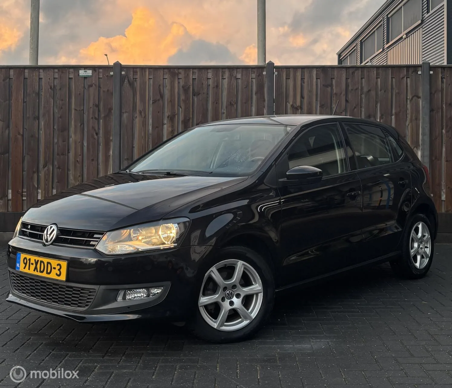Volkswagen Polo (2012) — foto 1