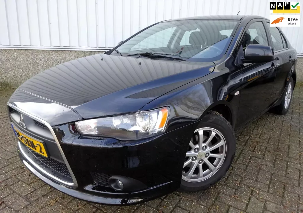 Mitsubishi Lancer (2012) — foto 1