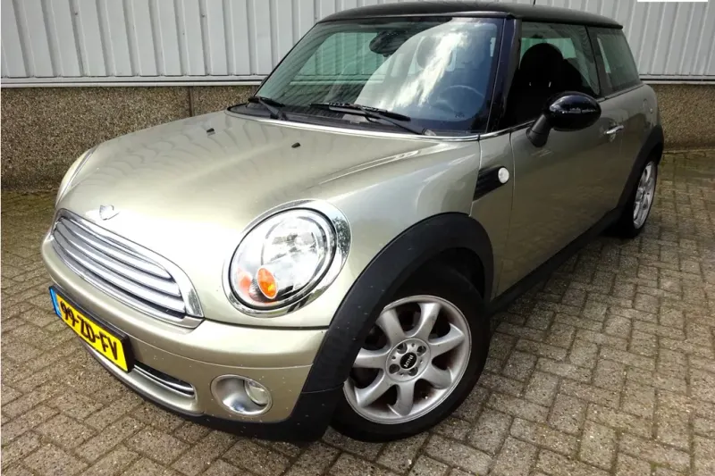 MINI Cooper (2008)