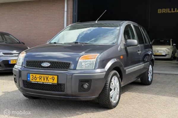 Ford Fusion (2006) — foto 1