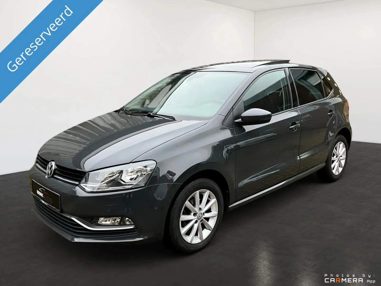 Volkswagen Polo (2016) — foto 1