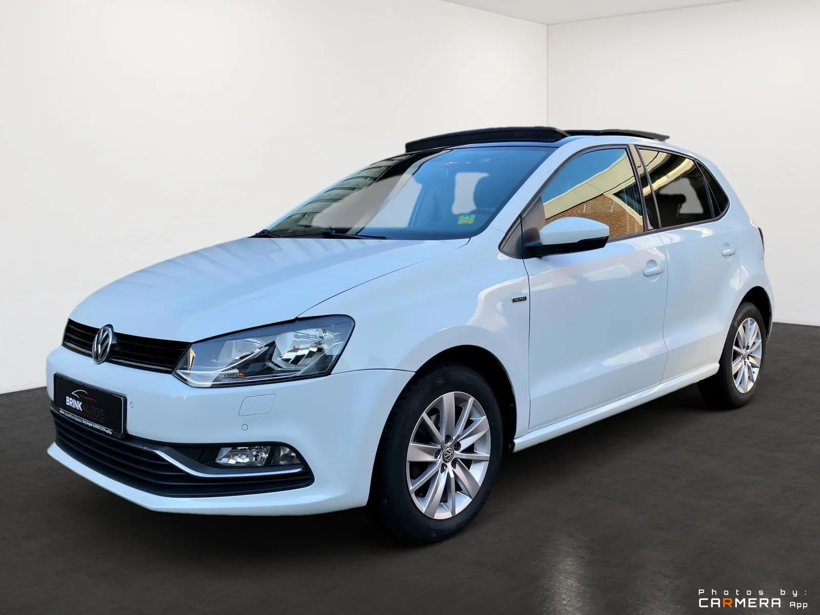 Volkswagen Polo (2015) — foto 1