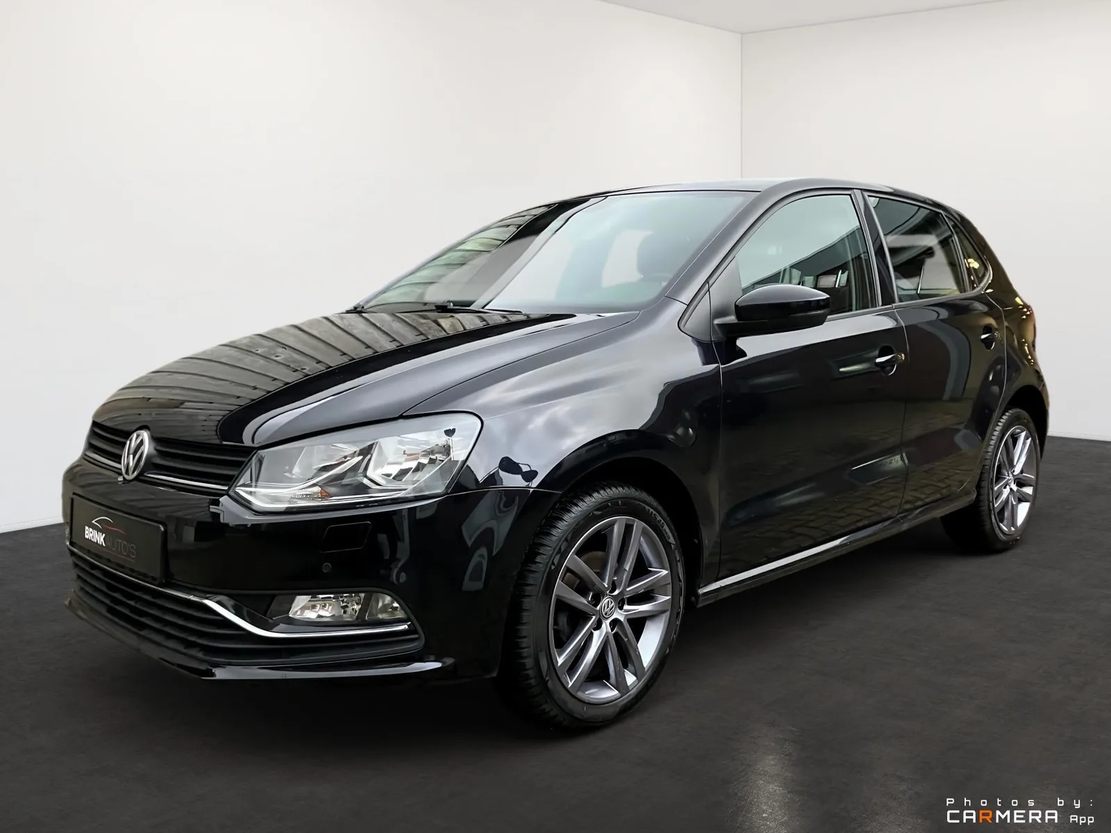 Volkswagen Polo (2016) — foto 1