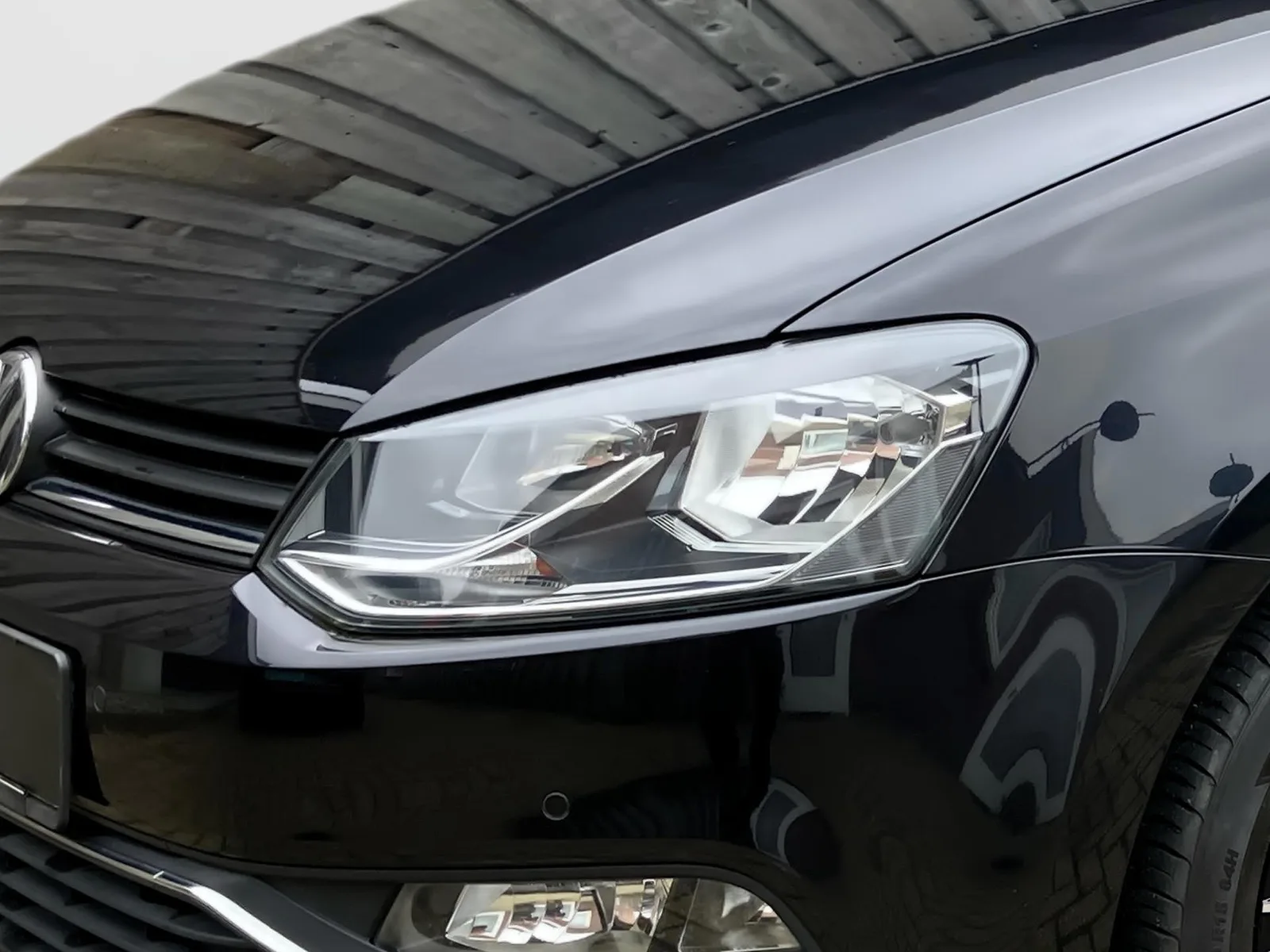 Volkswagen Polo (2016) — foto 1
