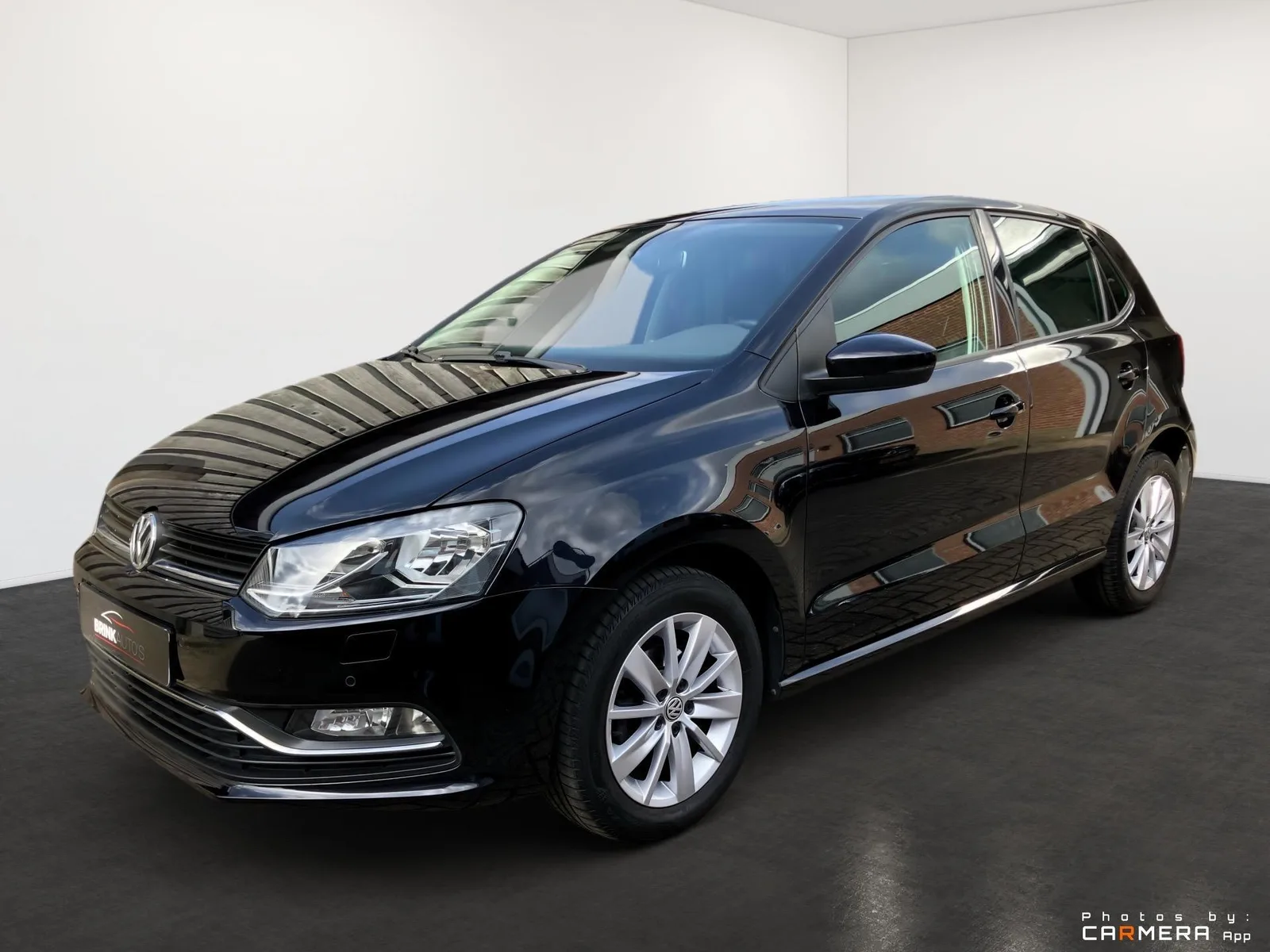 Volkswagen Polo (2014) — foto 1