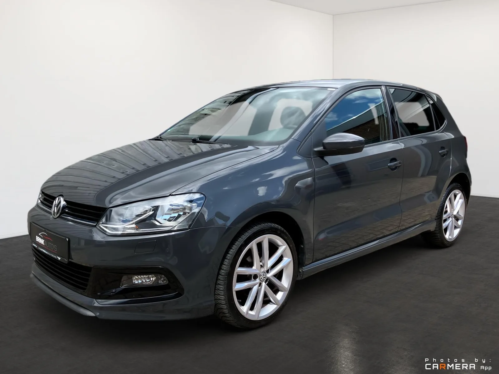 Volkswagen Polo (2015) — foto 1