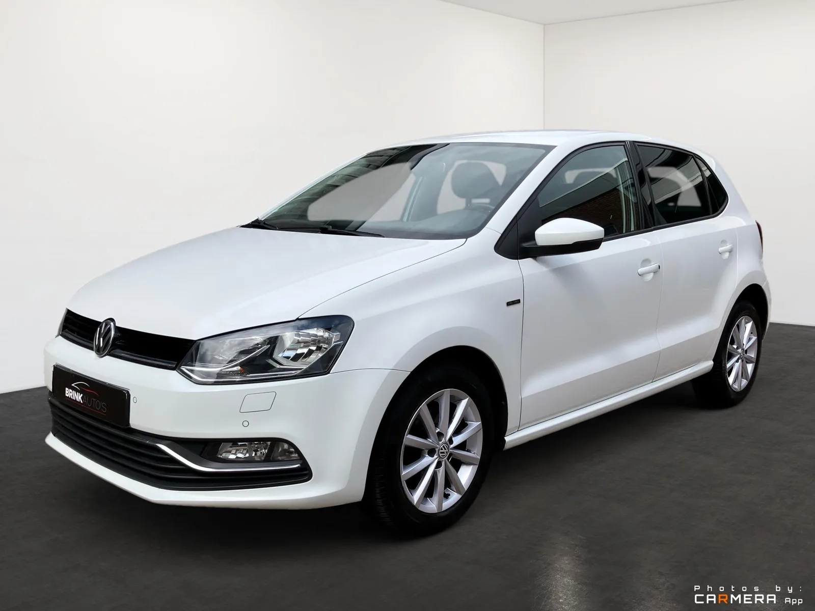 Volkswagen Polo (2016) — foto 1