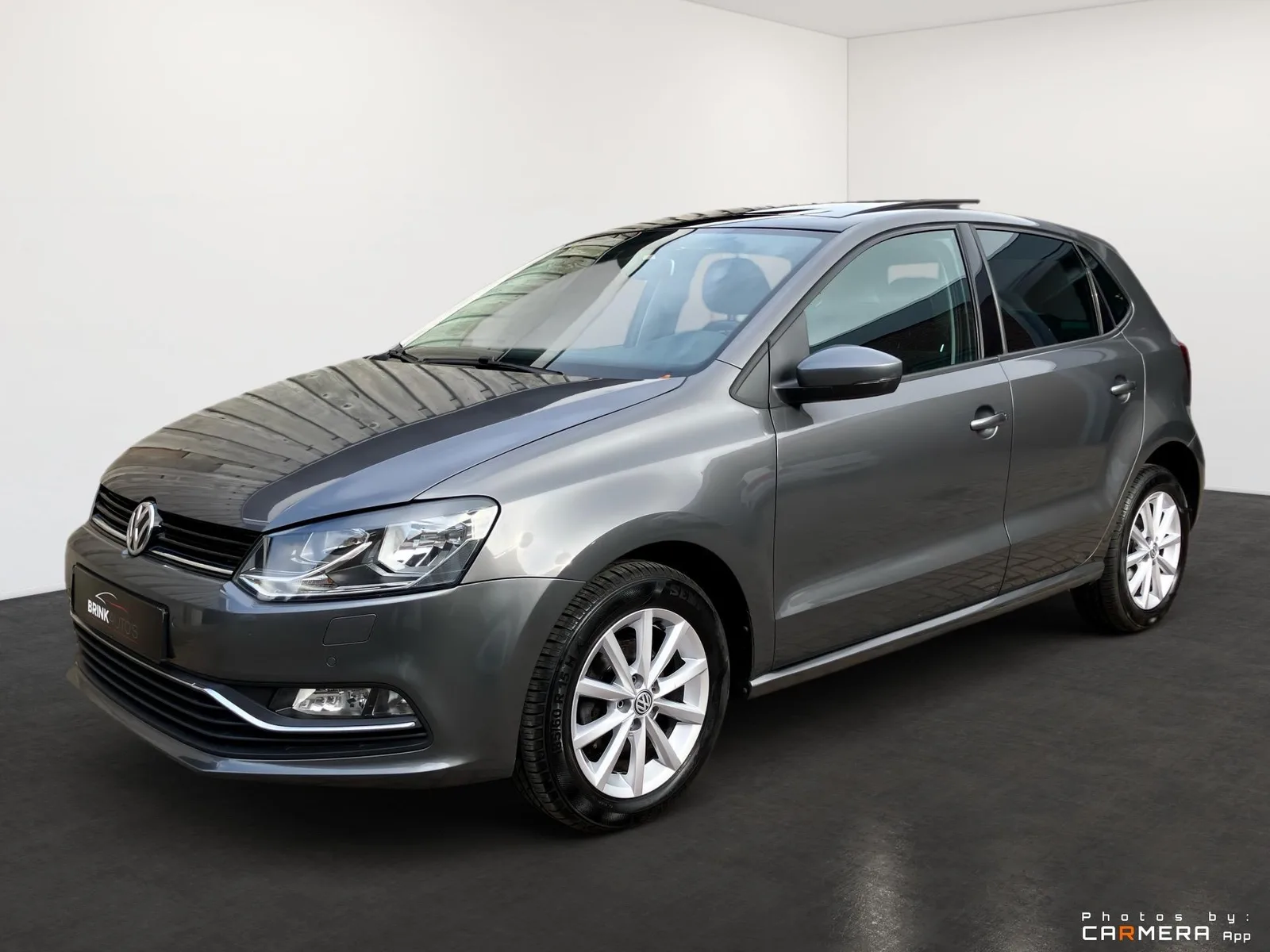 Volkswagen Polo (2015) — foto 1