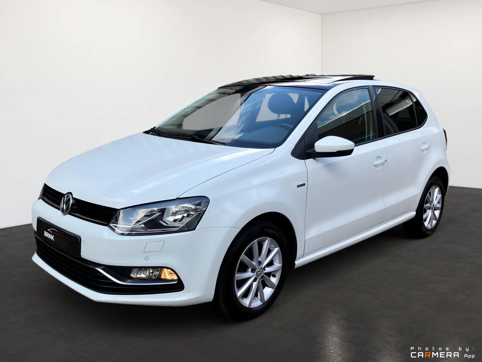 Volkswagen Polo (2015) — foto 1