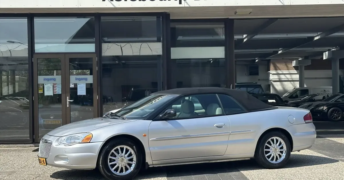 Chrysler Sebring (2005) — foto 1