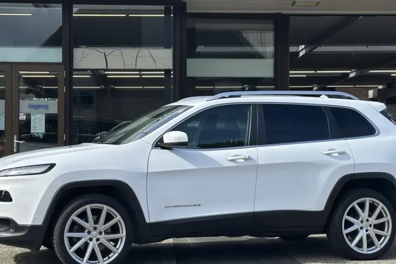 Jeep Cherokee (2014)