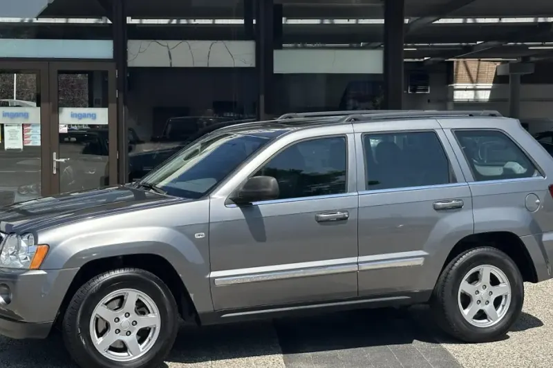 Jeep Grand Cherokee (2006)