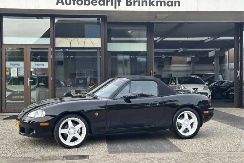 Mazda MX-5 (2001)