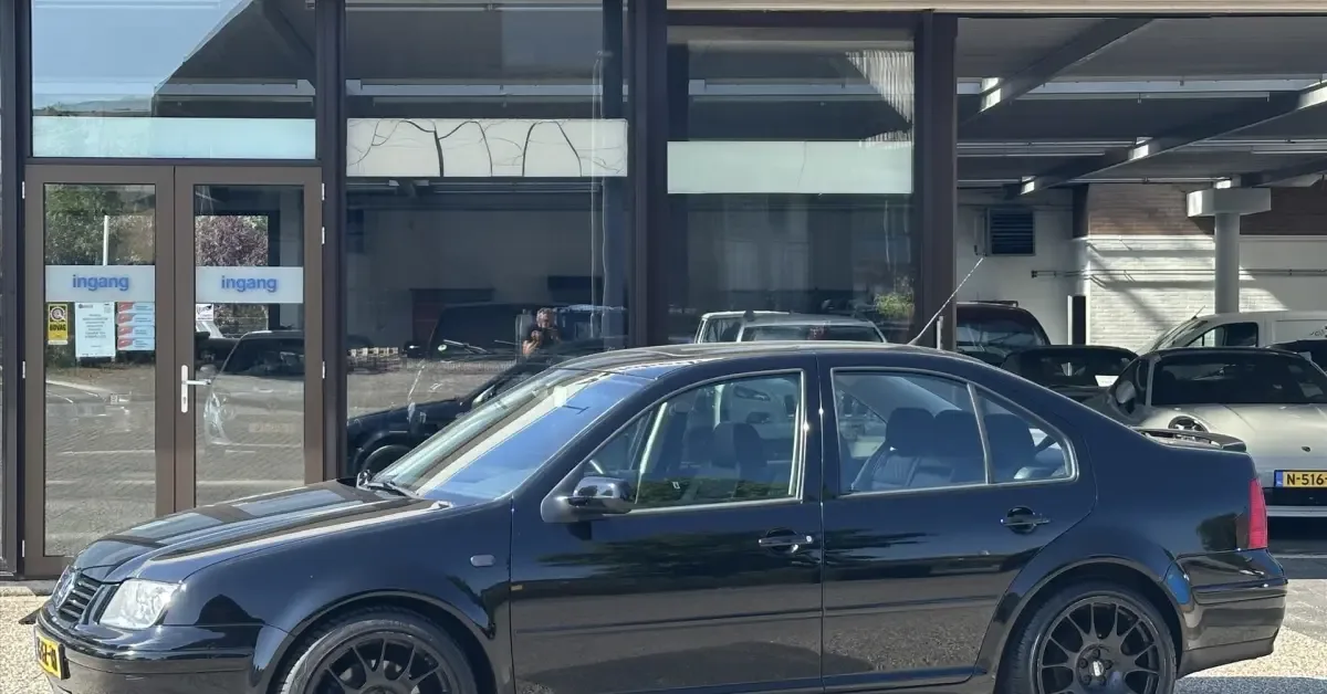 Volkswagen Bora (2000) — foto 1