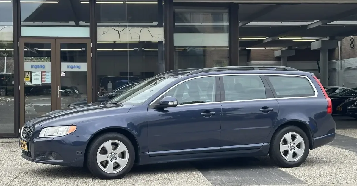 Volvo V70 (2010) — foto 1