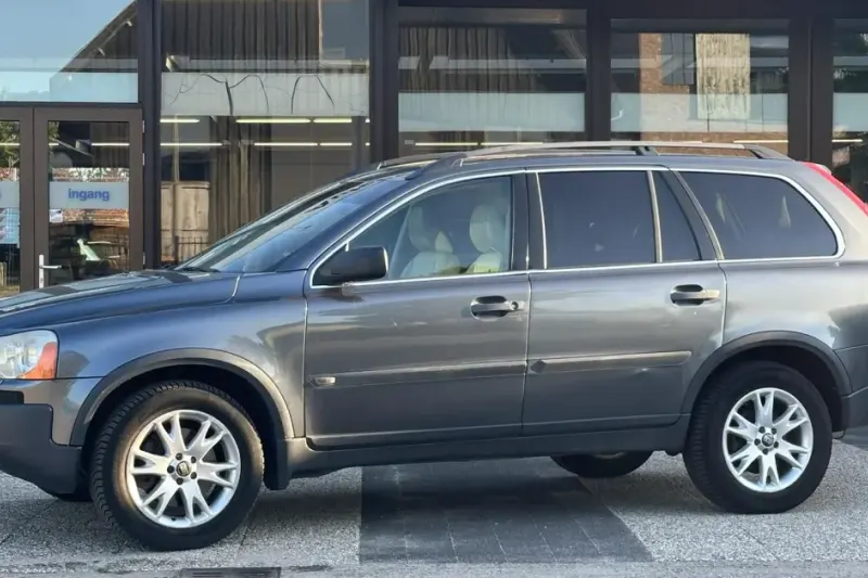 Volvo XC90 (2004)