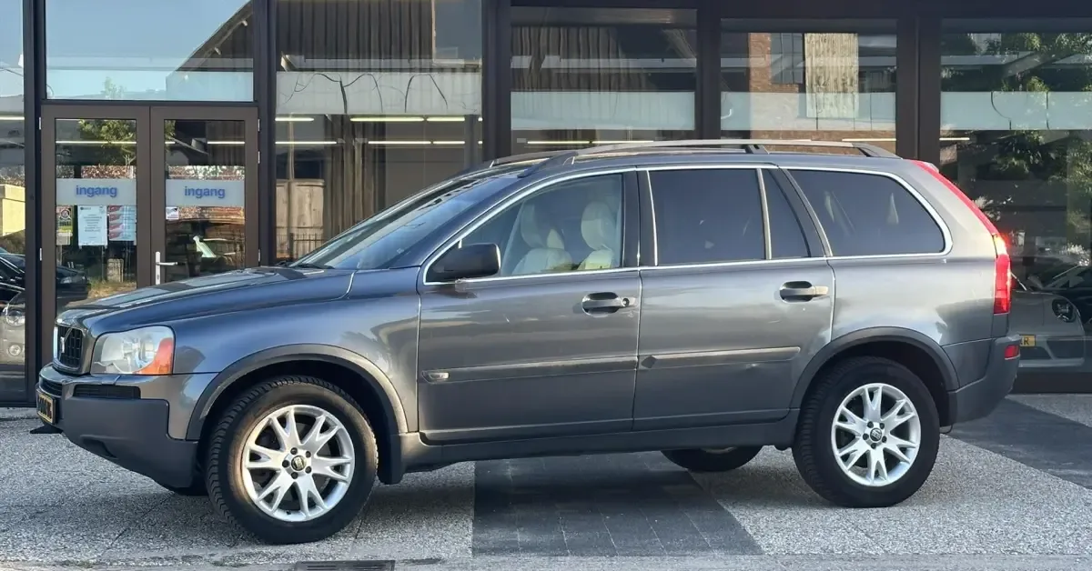 Volvo XC90 (2004) — foto 1
