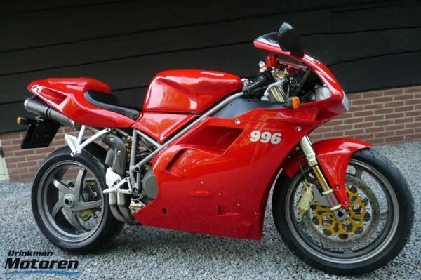 Ducati 996 (2001) — foto 1