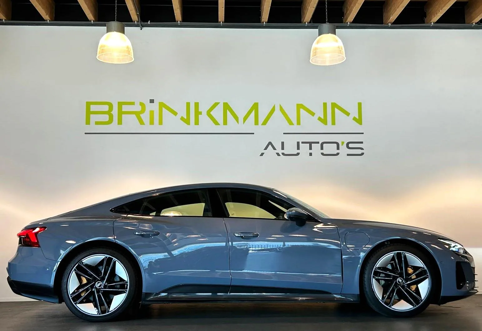 Audi e-tron (2021) — foto 1
