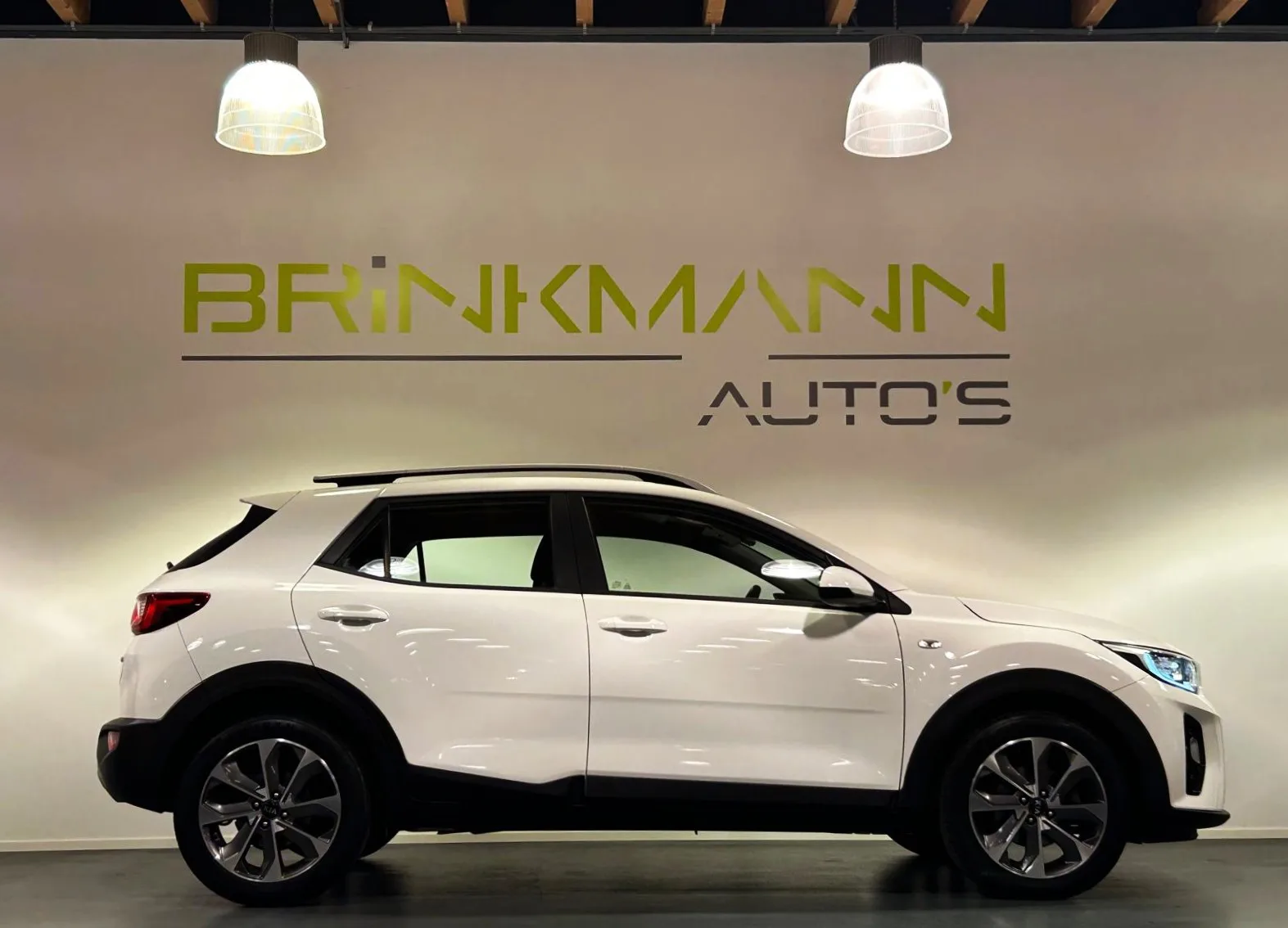 Kia Stonic (2020) — foto 1